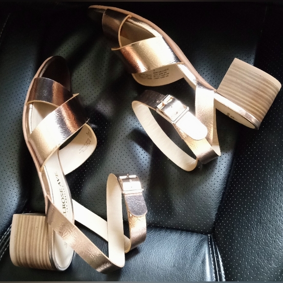 🎉Host Pick🎉 Rose Gold Metallic Faux Leather Two Straps Block Heel Sandals - Picture 15 of 16